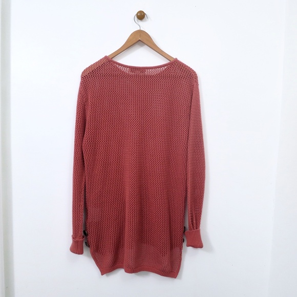 Mesh Crochet Open Knit Tunic Sweater in Soft Cherry Size 8 10 S/M Simply Noelle - Picture 5 of 7